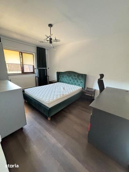 Apartament cu 3 camere decomandat în Ciurea
