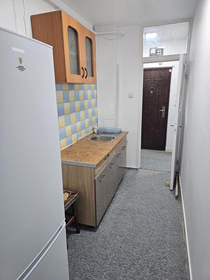 Garsonieră decomandată în Drumul Carului