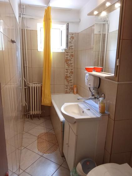 Ciresica ,apartament ,et.2 cu centrala Tomis Nord - 5