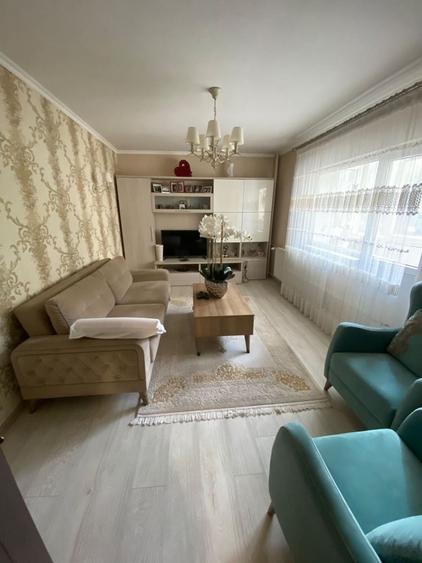 Apartament cu 2 camere decomandat în Olteniței