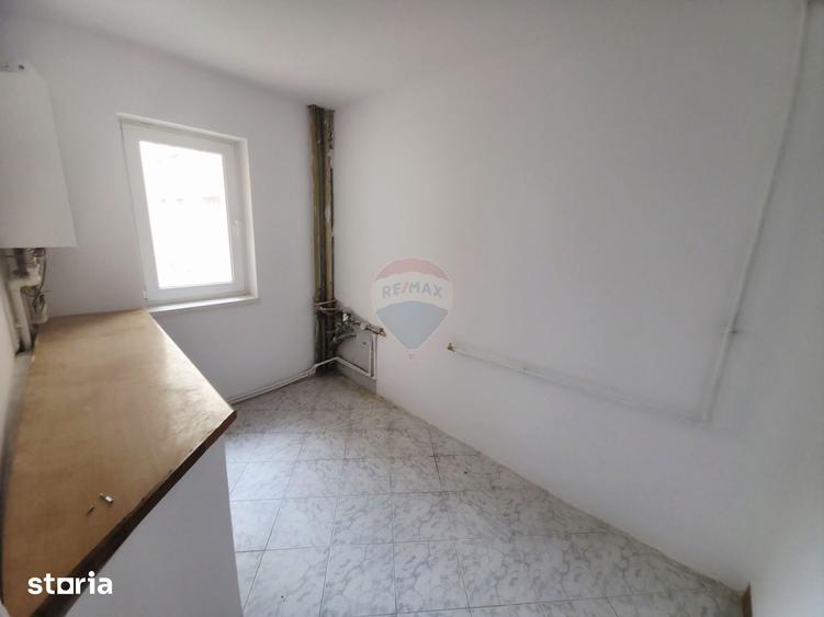Apartament cu 3 camere de vanzare in zona Maratei - 2