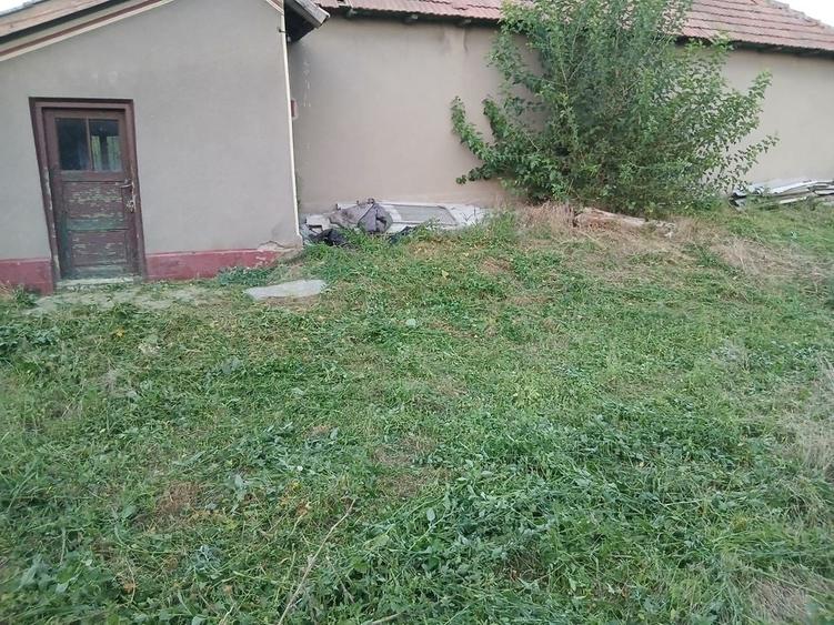 Casă cu 4 camere în Gârliciu