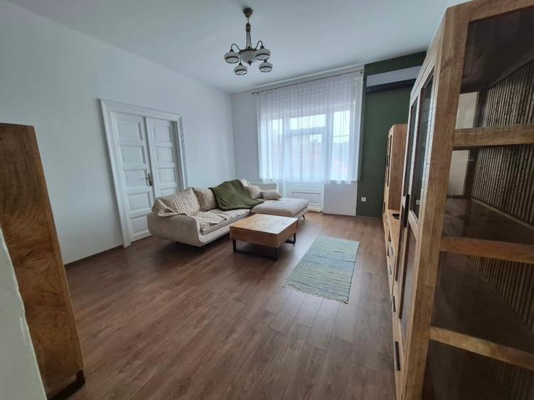 Apartament cu 2 camere, mobilat în Ultracentral