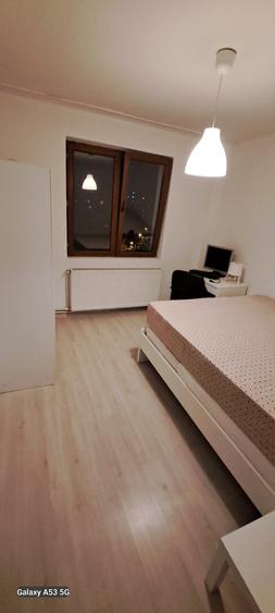 Apartament cu 4 camere decomandat în Rahova