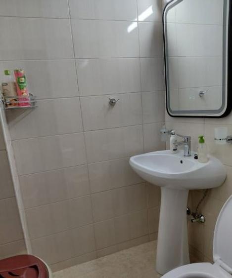 Apartament cu 3 camere decomandat, mobilat în Nerva Traian