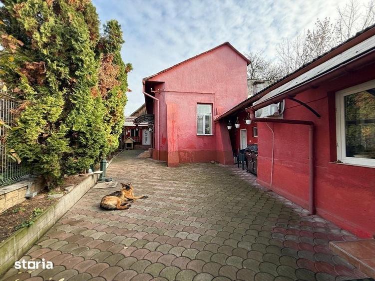 Casă cu 4 camere cu Teren 490 Mp în Central
