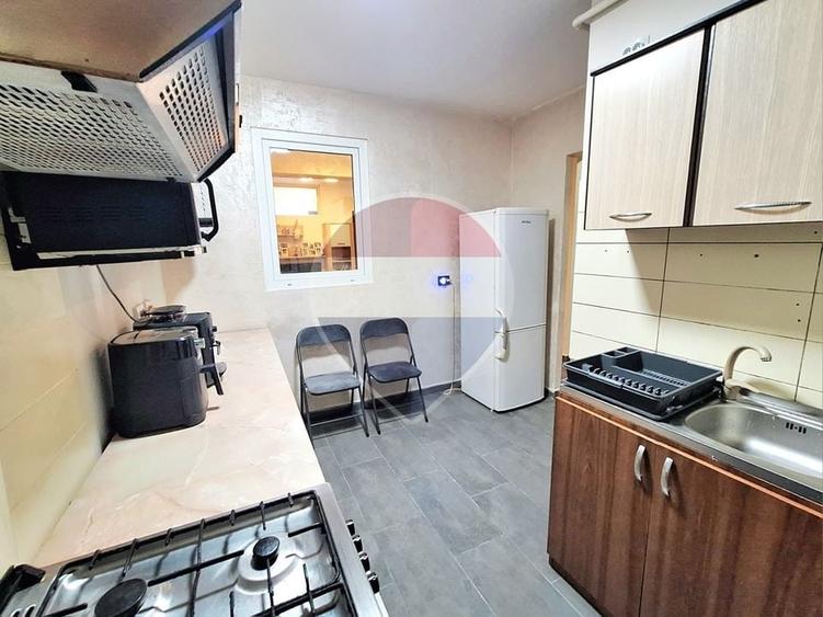 Apartament cu 2 camere de vânzare în zona Aparatorii Patriei - 6