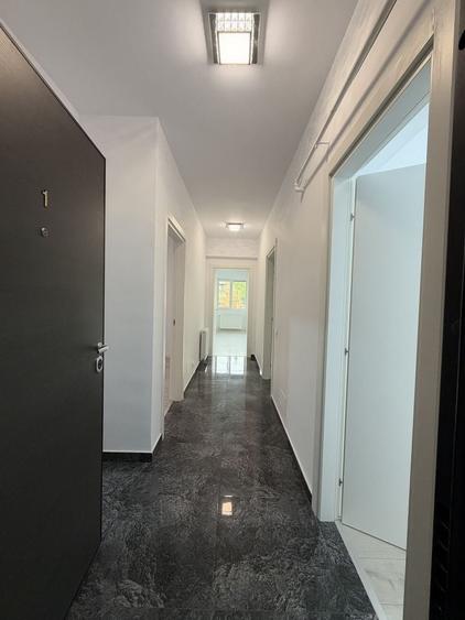 Apartament cu 2 camere decomandat în Moșilor