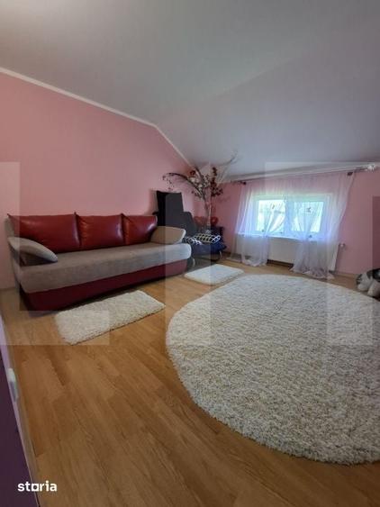 Casă cu 8 camere cu Teren 4600 Mp în Vlădeni