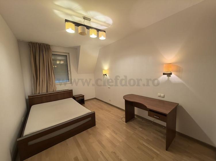Casă cu 7 camere cu Piscina în Pipera