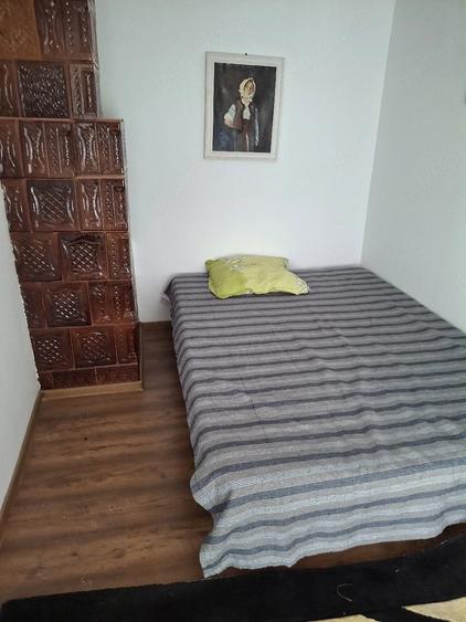 Casă cu Teren 900 Mp în Central