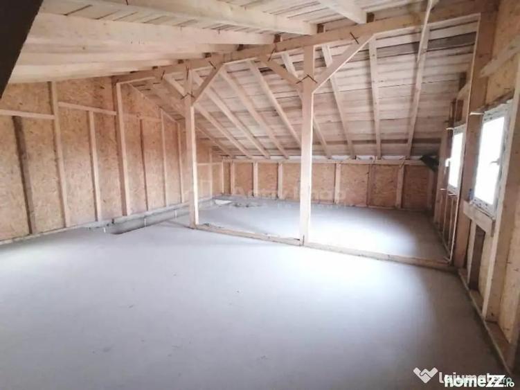Casă cu 4 camere cu Teren 200 Mp în Prelungirea Ghencea