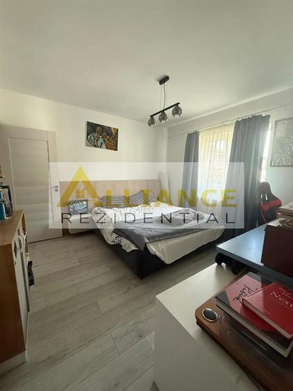 Casă cu 4 camere cu Teren 578 Mp în Central