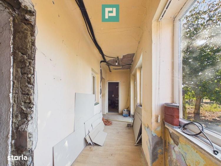 Casă cu 3 camere în Vladimirescu