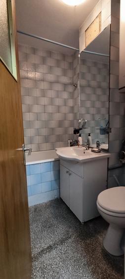 Apartament cu 3 camere decomandat în Tineretului