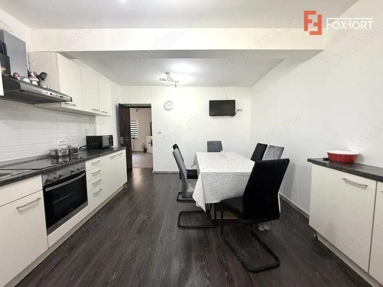 Casă cu 5 camere cu Teren 387 Mp în Giarmata