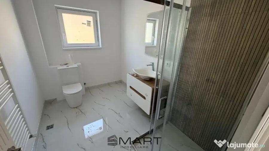 Casă cu 5 camere cu Teren 300 Mp în Tineretului