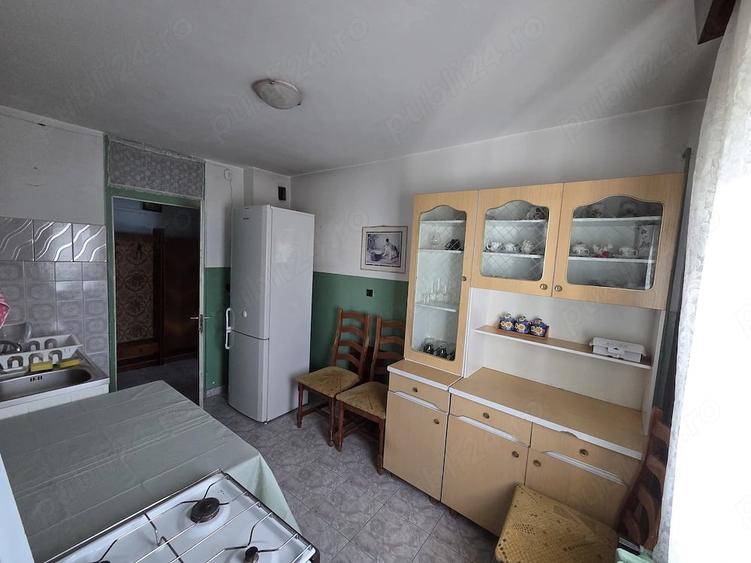 Apartament cu 2 camere decomandat în Popa Șapcă