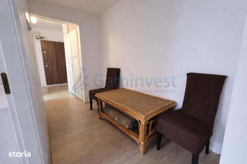 Apartament cu 3 camere în Decebal