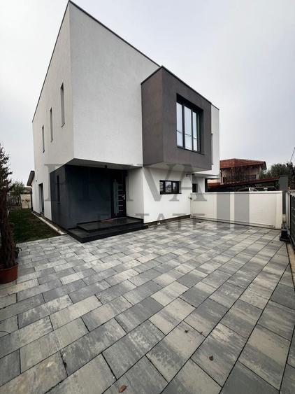 Duplex cu 4 camere cu Canalizare în Giroc