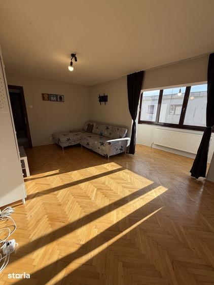 Apartament cu 3 camere în Mehala