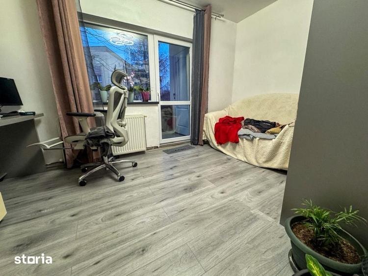 Apartament cu 3 camere decomandat în Zorilor