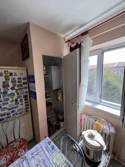 Apartament cu 2 camere nedecomandat în Cetate