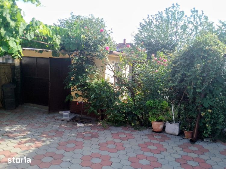 Casă cu 5 camere cu Teren 270 Mp în Freidorf