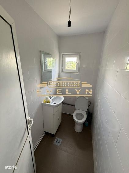 Casă cu 3 camere decomandat în Central