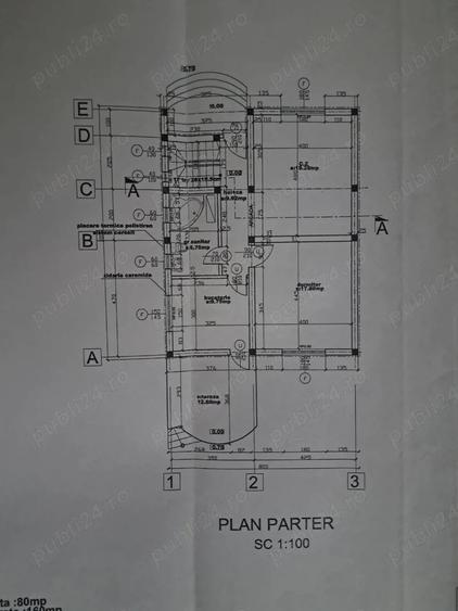 Casă cu 4 camere în Central