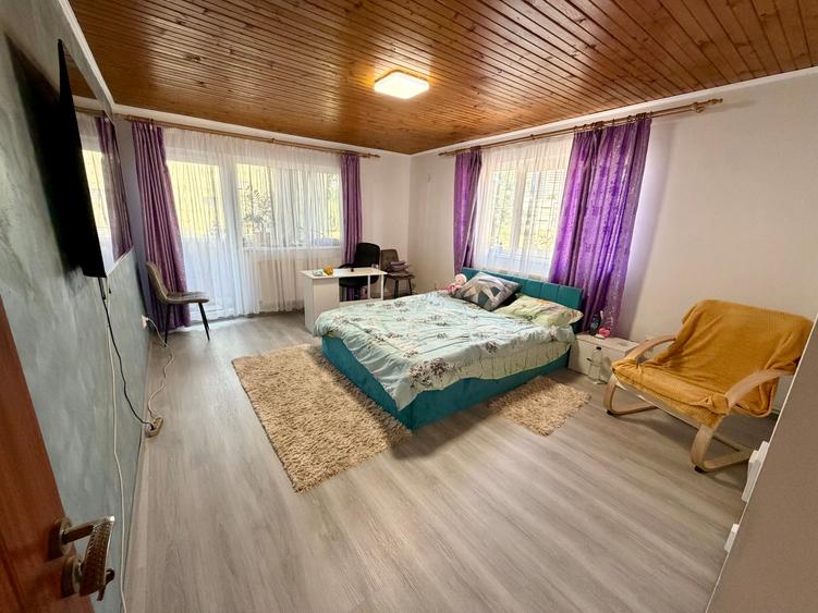 Duplex cu 4 camere cu Canalizare în Metalurgiei