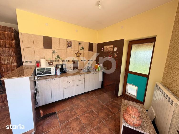 Casă cu 7 camere cu Teren 1008 Mp în Ștefănești