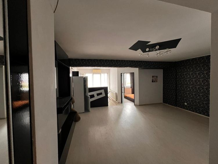 Apartament 2 camere, de vanzare, C. Turzii, zona benzinariei Rompetrol - 1