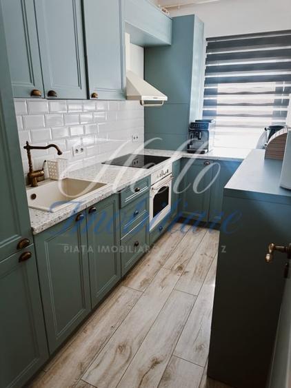 Apartament cu 3 camere decomandat, mobilat în Florești