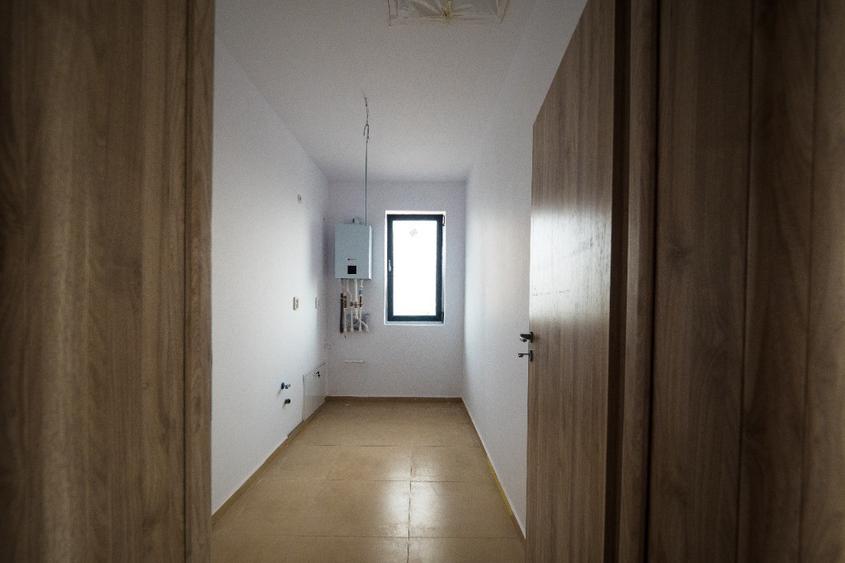 Casă cu 4 camere cu Teren 510 Mp în Balotești