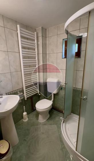 Casă cu 4 camere cu Teren 1123 Mp în Breb