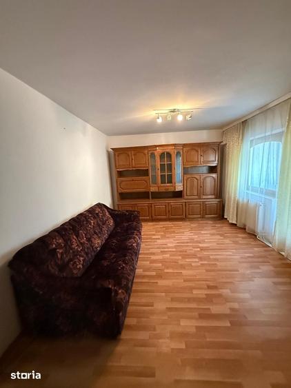 Apartament cu 4 camere decomandat în Obcini