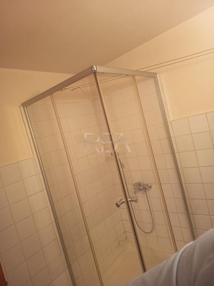 Apartament cu 2 camere semidecomandat în Crângași