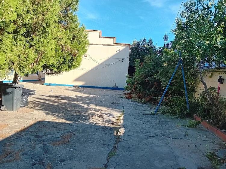 Spațiu comercial, de 340 mp, în Central