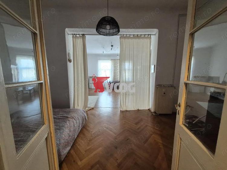 Apartament cu 2 camere semidecomandat în Badea Cârțan