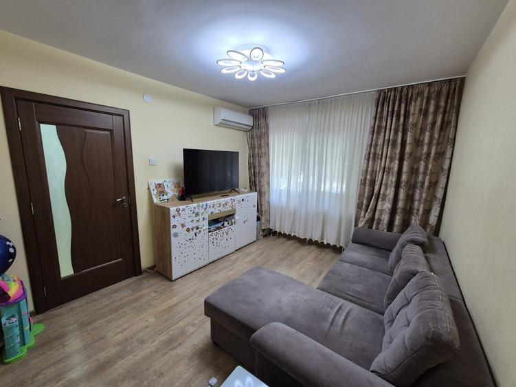 Apartament cu 2 camere decomandat în Ștefan cel Mare