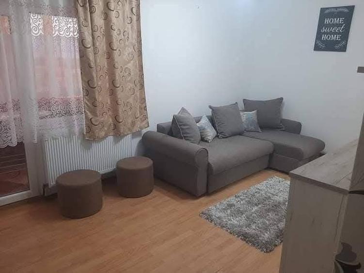 Apartament cu 2 camere decomandat în Exterior Vest