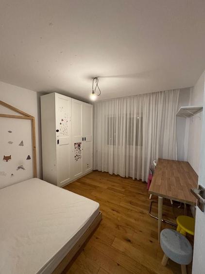 Apartament cu 3 camere decomandat în 13 Septembrie