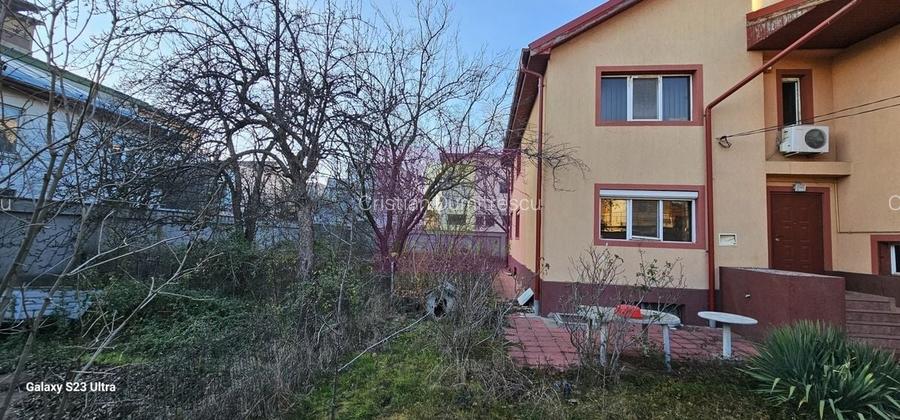 Vila cu teren la Parc Bazilescu