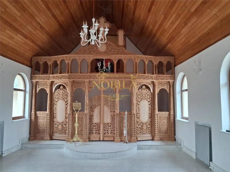 Spațiu comercial, de 900 mp, în Borzești