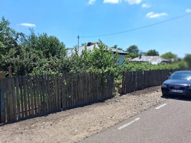 Casă cu Teren 1500 Mp în Vintileanca