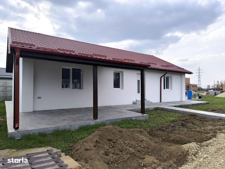Casa ta in Sabareni-Joi?a cu predare curte amenajata ?i camera tehnica - 3
