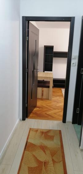 Apartament cu 2 camere semidecomandat în Budiu Mic