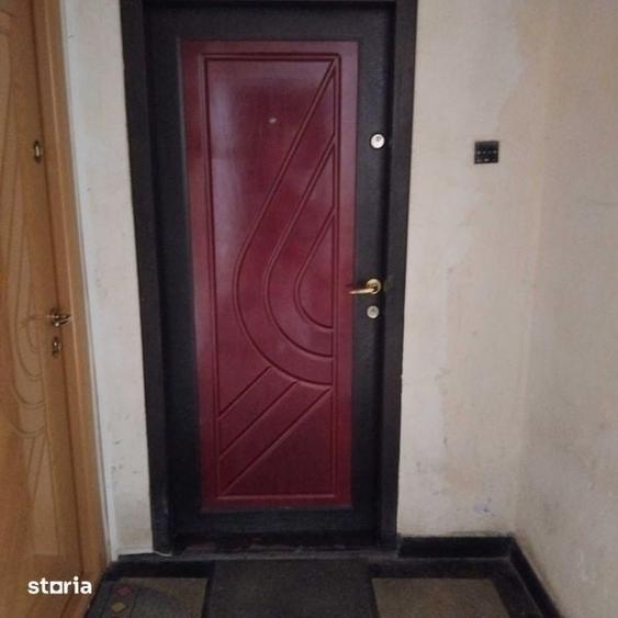 Apartament cu 2 camere semidecomandat în Băneasa