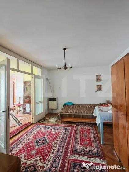 Casă cu 3 camere cu Teren 6218 Mp în Central
